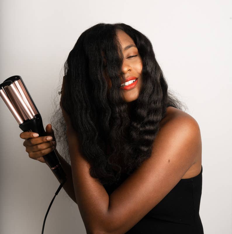 Hot & Hotter 4 in 1 Adjustable Multi-Waver Curling Iron/Wand